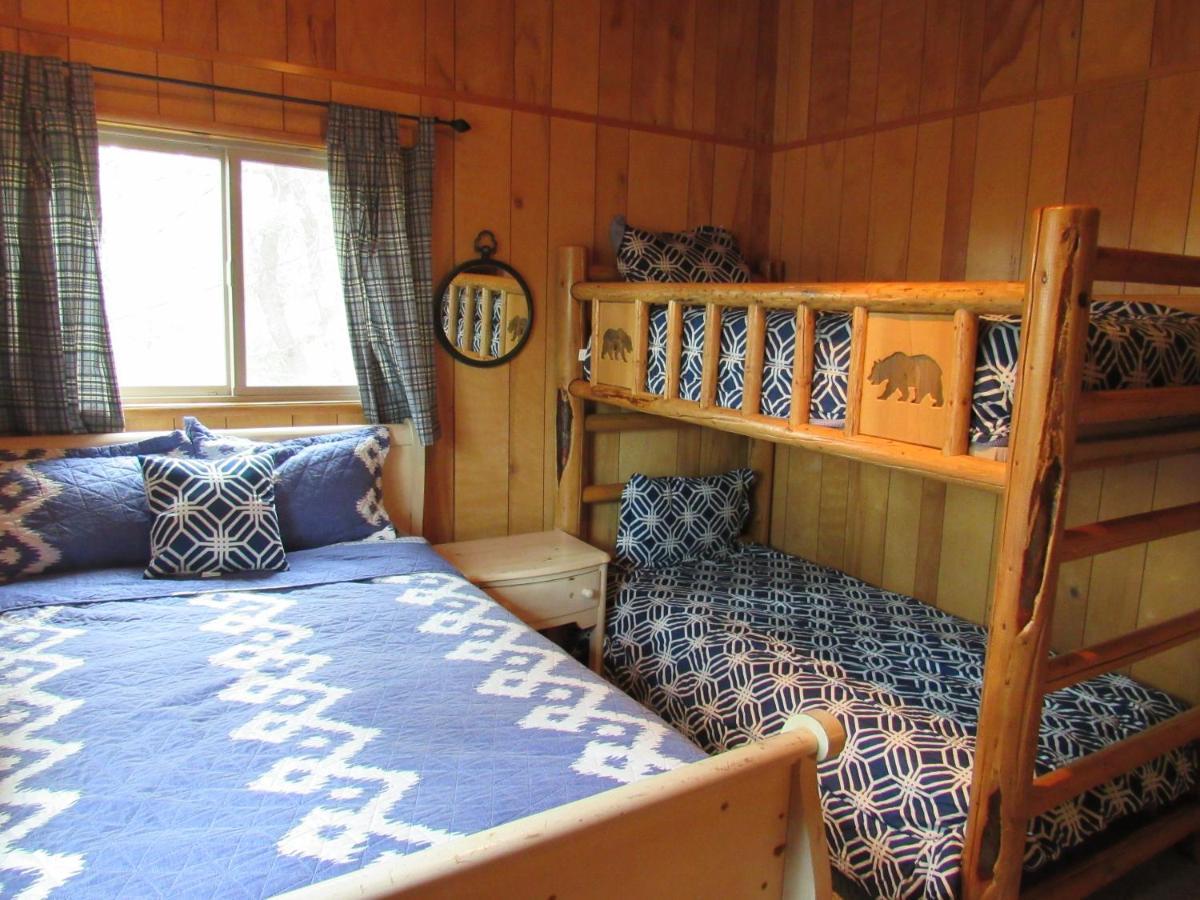 Hillside Hideaway -View Of Ski Slope From Charming Deck Big Bear Lake Eksteriør bilde